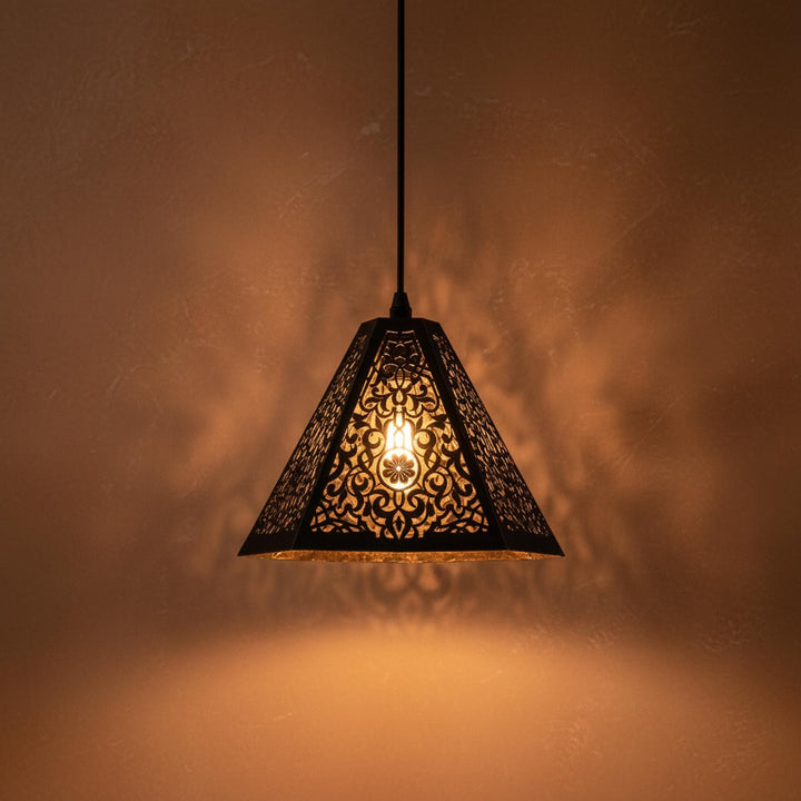 Handmade Moroccan Lighting vs Mass-Produced: What’s the Real Difference?