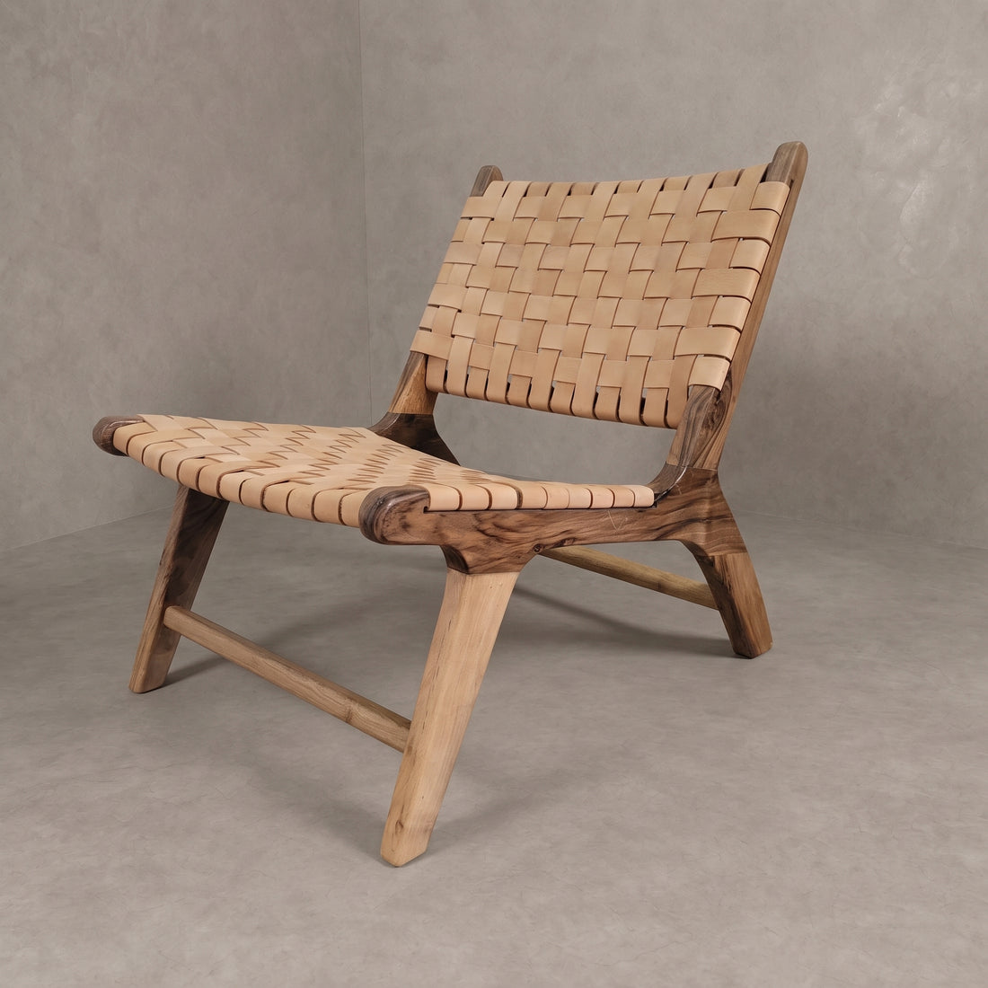  Natural Tan Leather Chair   