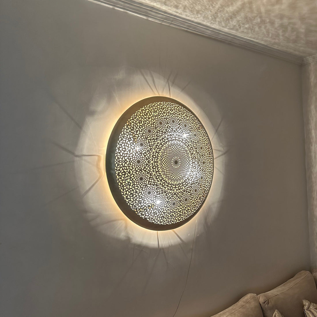 Round Wall Light