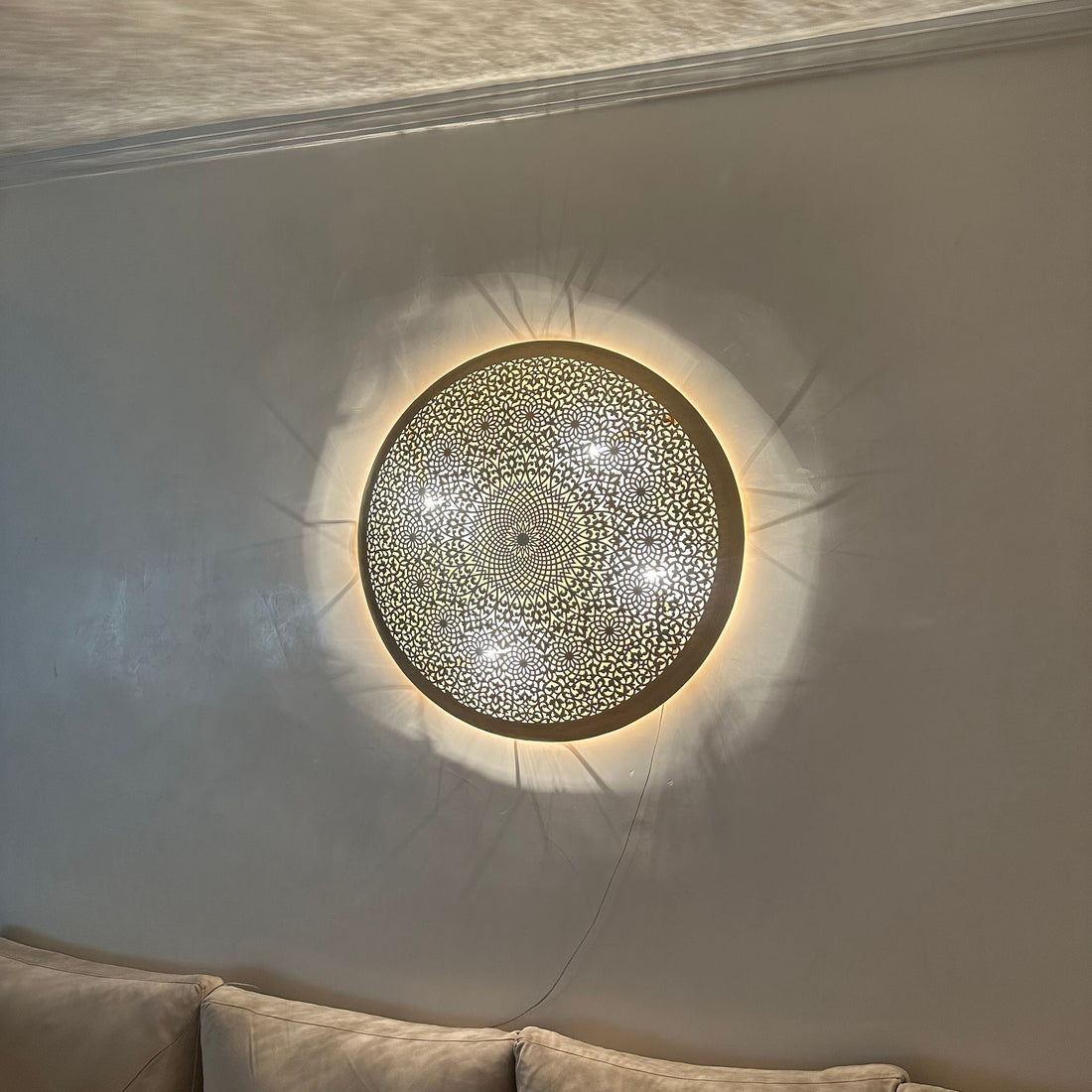 Round Wall Light