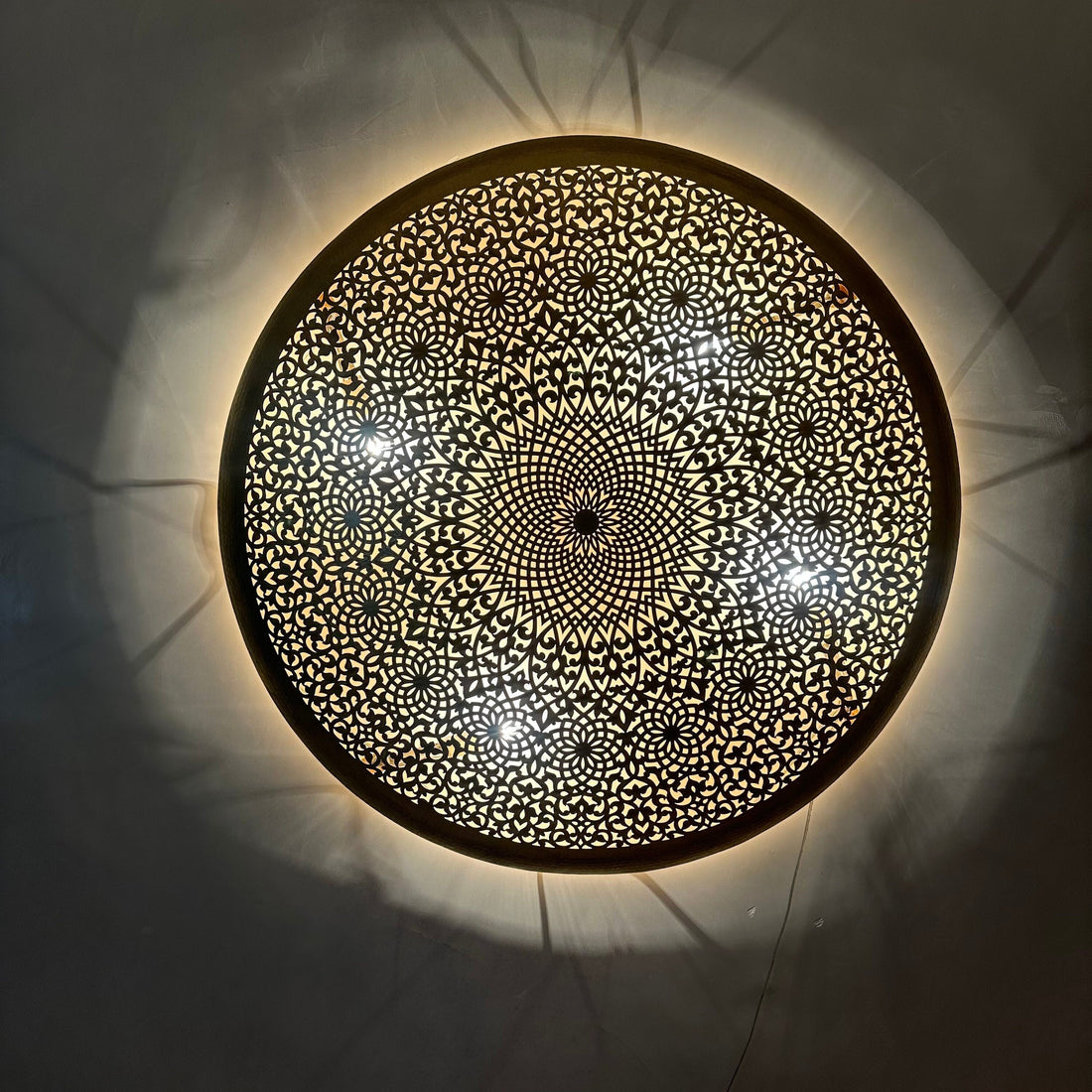 Round Wall Light