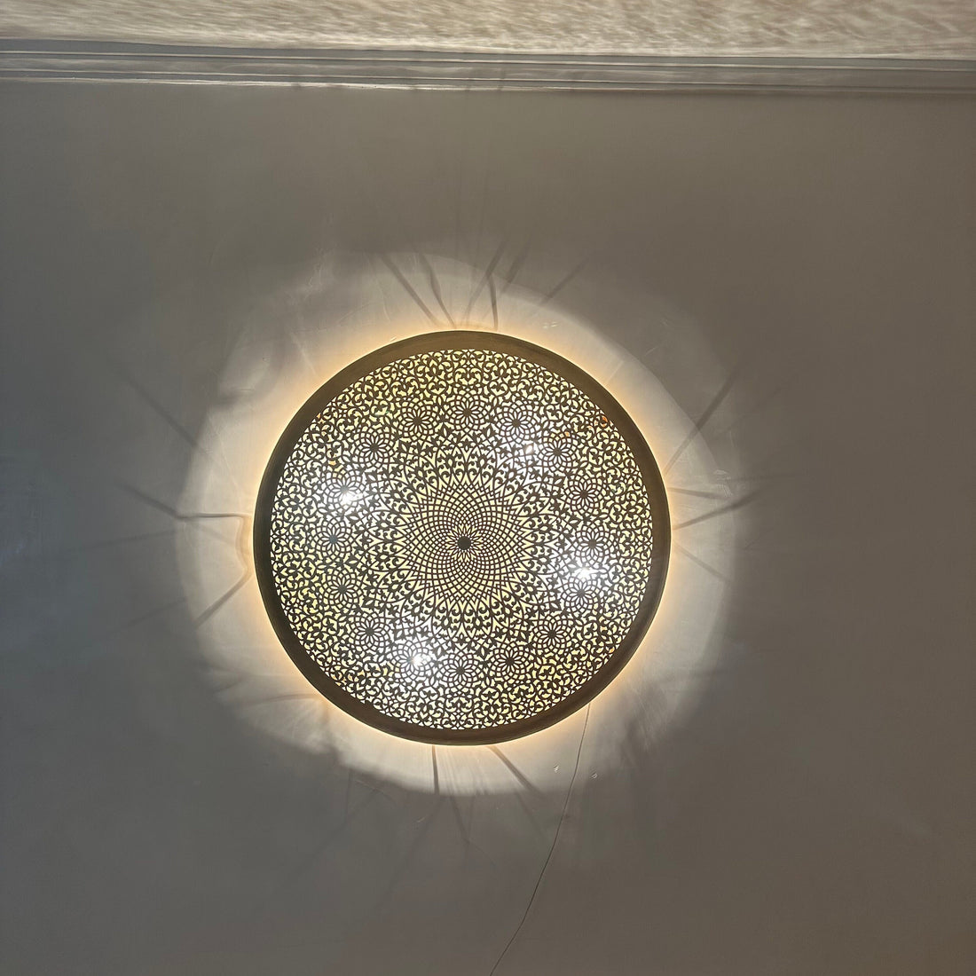 Round Wall Light